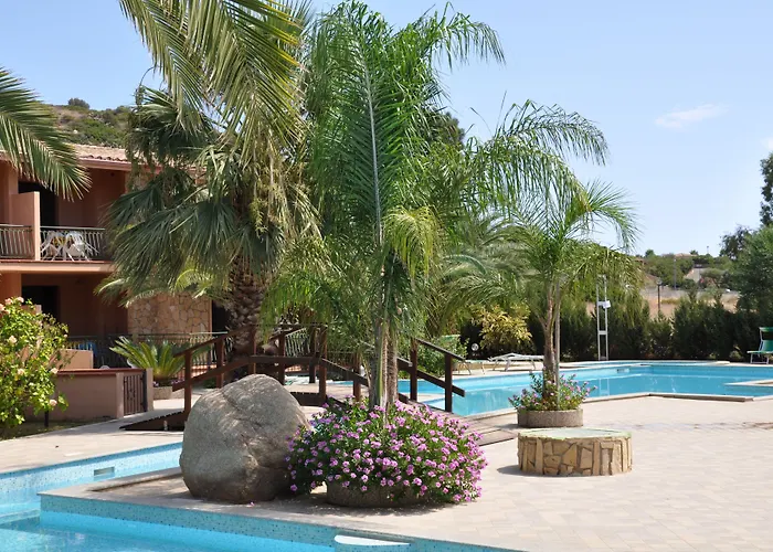 Resort: Green Village Resort